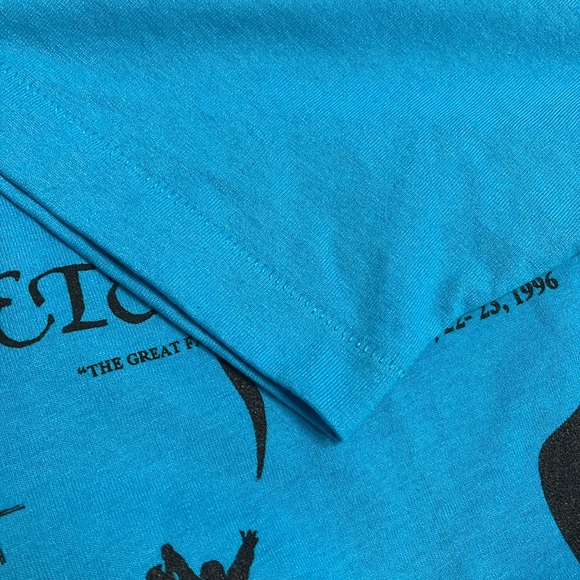 1996 Peter Pan Vintage T-Shirt - Picture 4 of 5